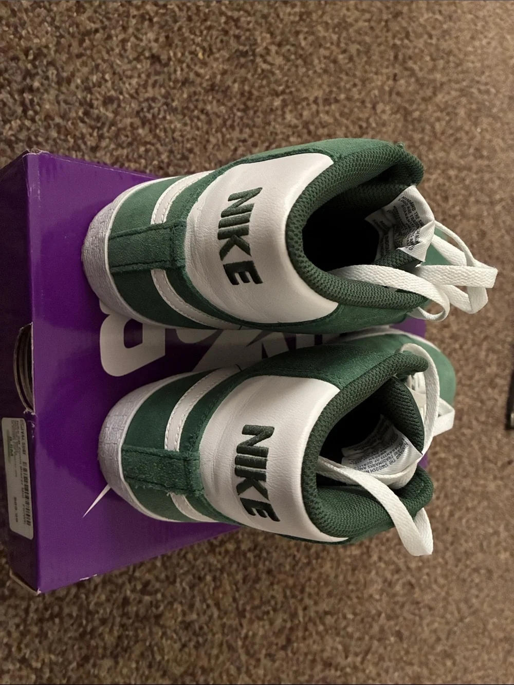 NIKE SB ZOOM BLAZER MID- FIR/WHITE